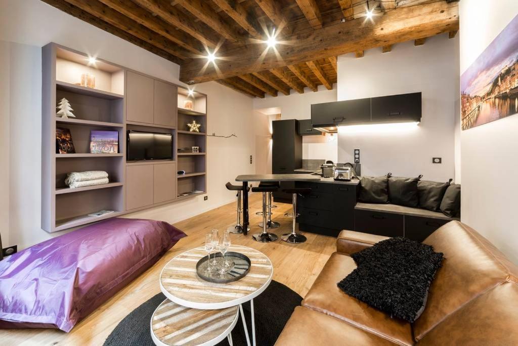 Beau Bijou Au Coeur Du Vieux Lyon Ail Apartment Exterior photo